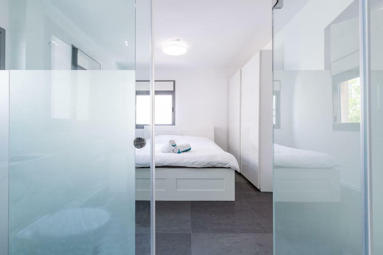 75m² 2 slaapkamer, 2 privé badkamer Appartement in Strandgebied Tel Aviv Buitenkant foto