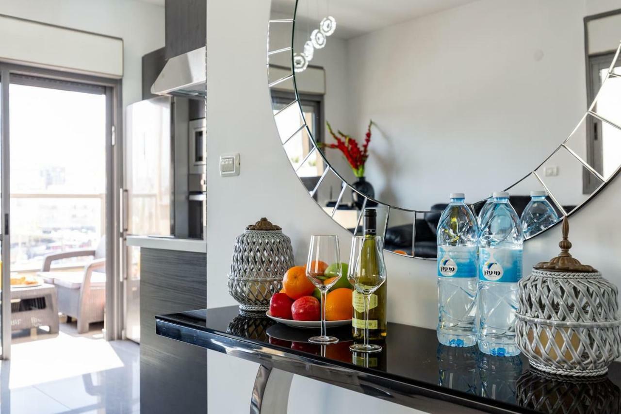 75m² 2 slaapkamer, 2 privé badkamer Appartement in Strandgebied Tel Aviv Buitenkant foto
