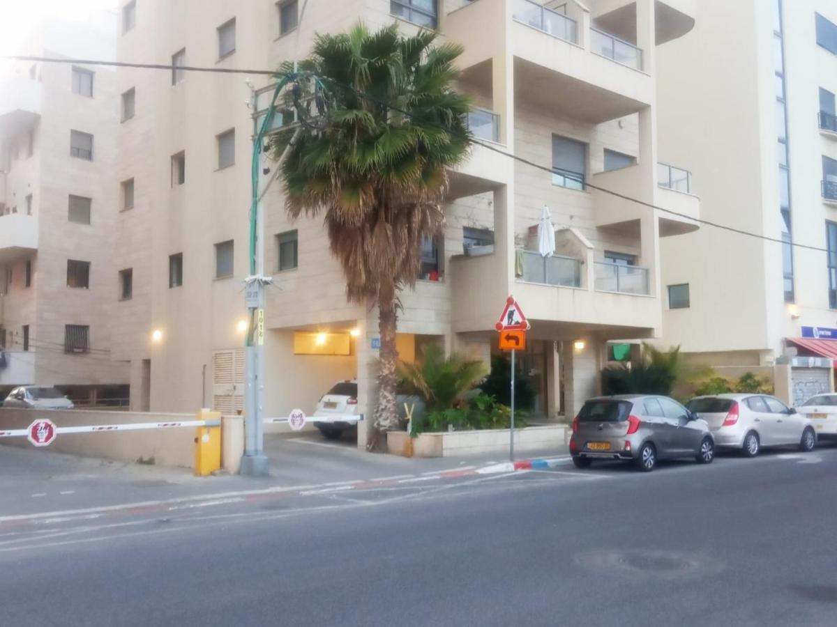 75m² 2 slaapkamer, 2 privé badkamer Appartement in Strandgebied Tel Aviv Buitenkant foto